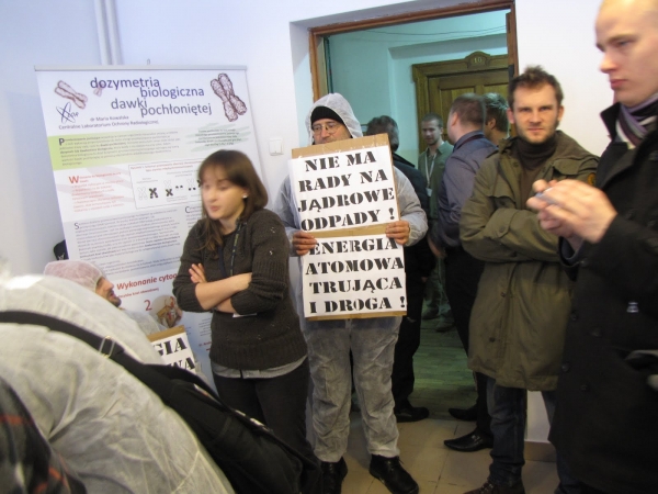 Protest podczas wizyty "Atomowego autobusu"